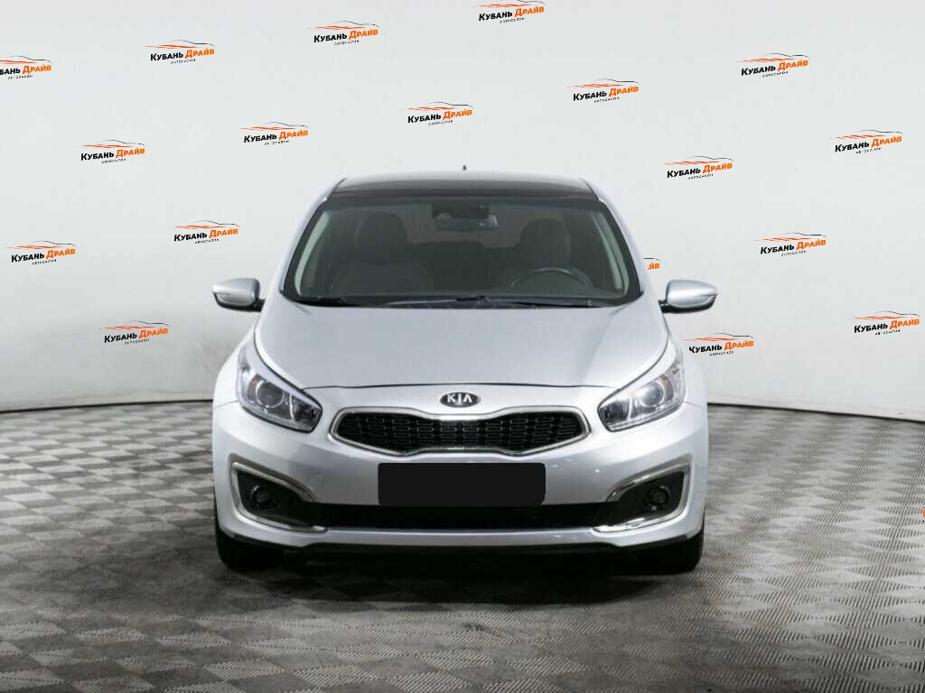 Kia Ceed 2018 года с пробегом. Фото: #1