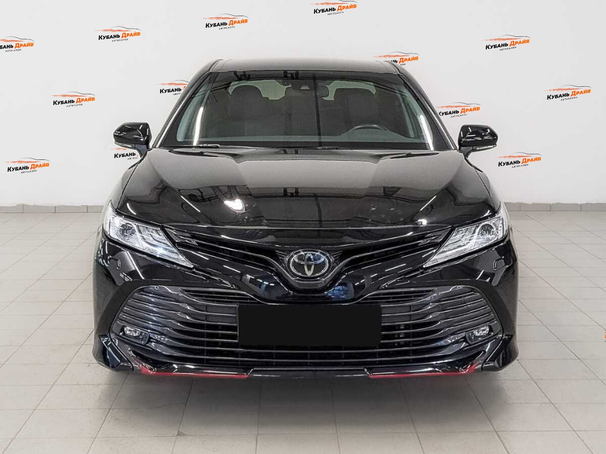 Toyota Camry 2020 года с пробегом. Фото: #1
