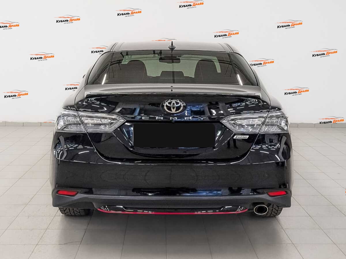 Toyota Camry 2020 года с пробегом. Фото: #5