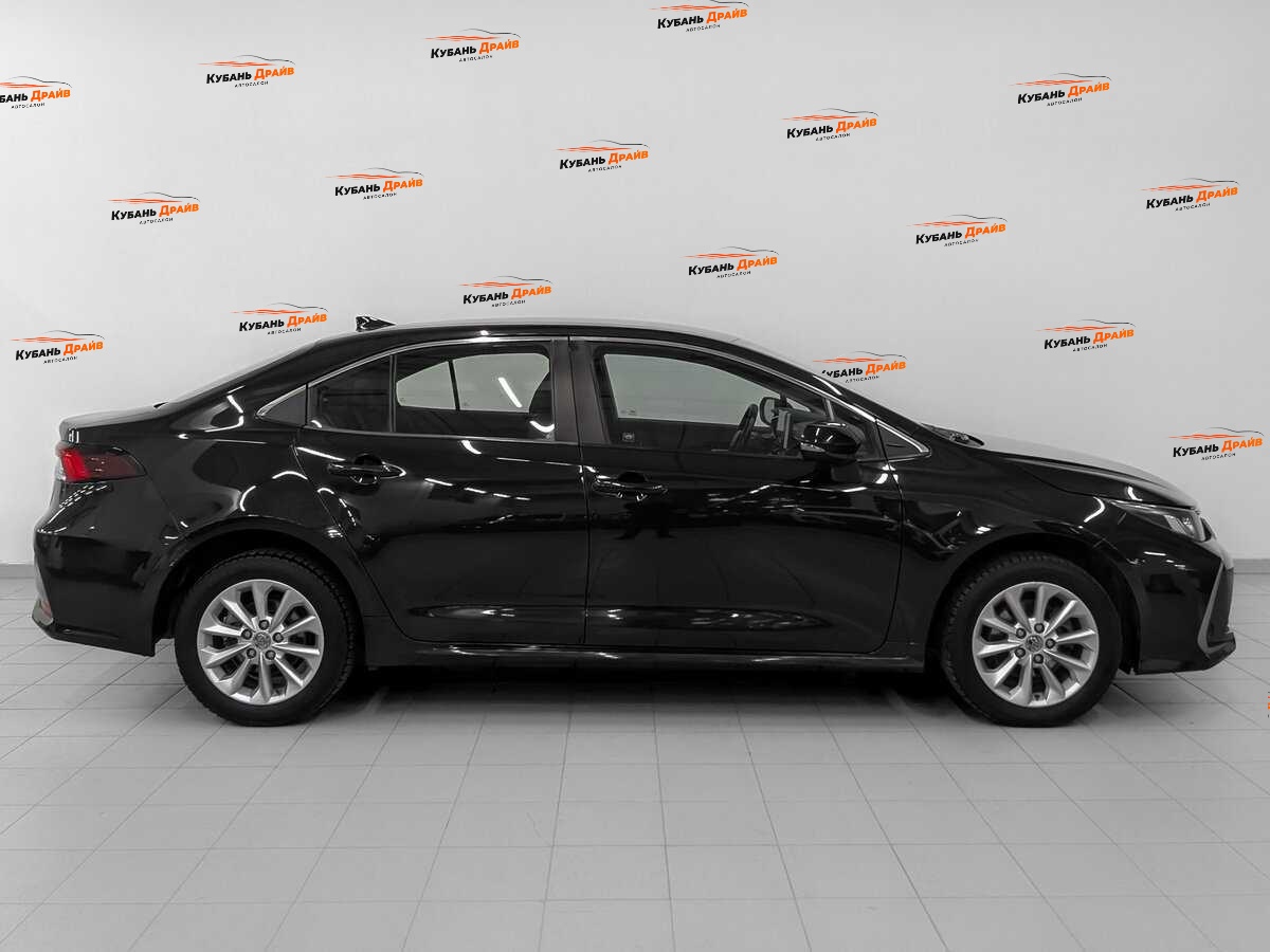 Toyota Corolla 2019 года с пробегом. Фото: #3