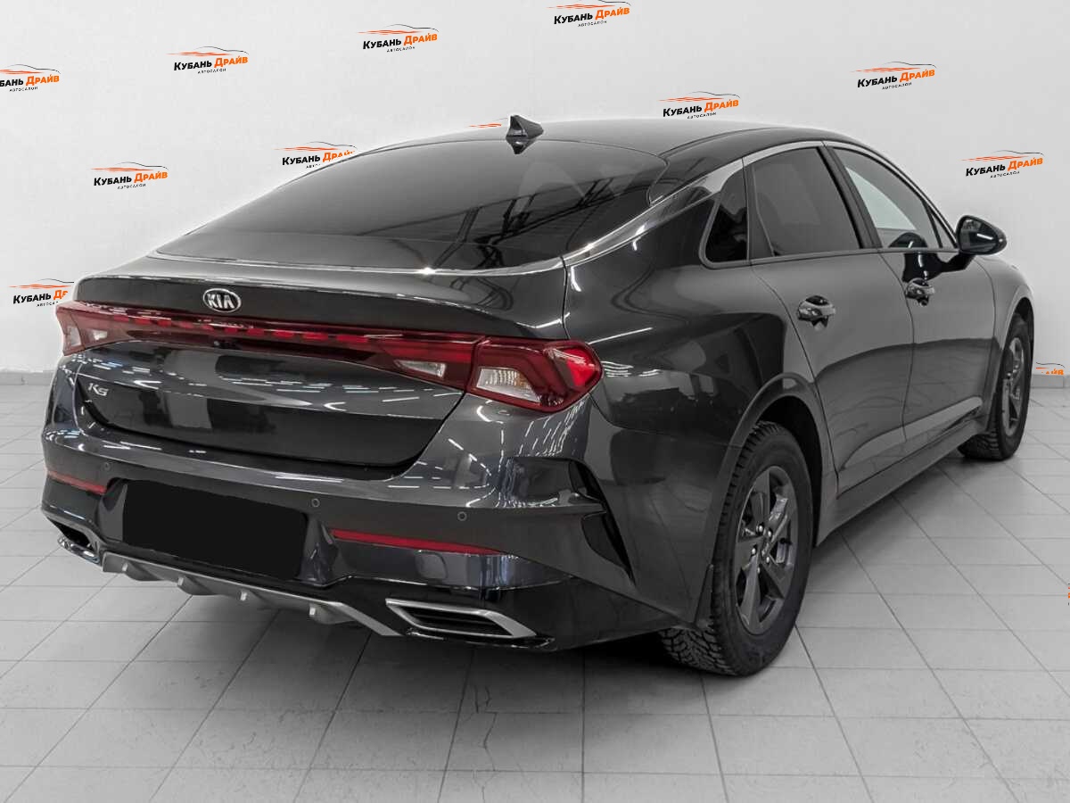 Kia K5 2021 года с пробегом. Фото: #4