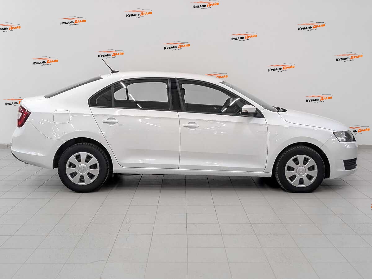 Skoda Rapid 2017 года с пробегом. Фото: #3