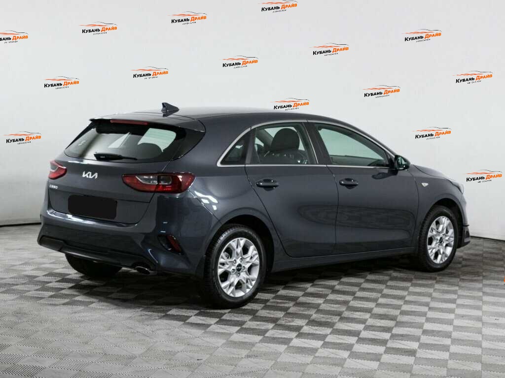 Kia Ceed 2022 года с пробегом. Фото: #3