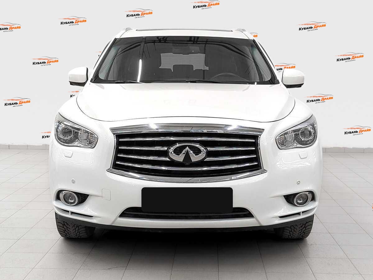 Infiniti QX60 2014 года с пробегом. Фото: #1