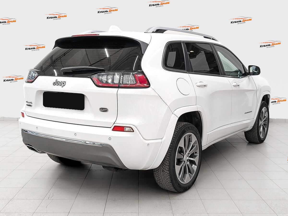 Jeep Cherokee 2019 года с пробегом. Фото: #4