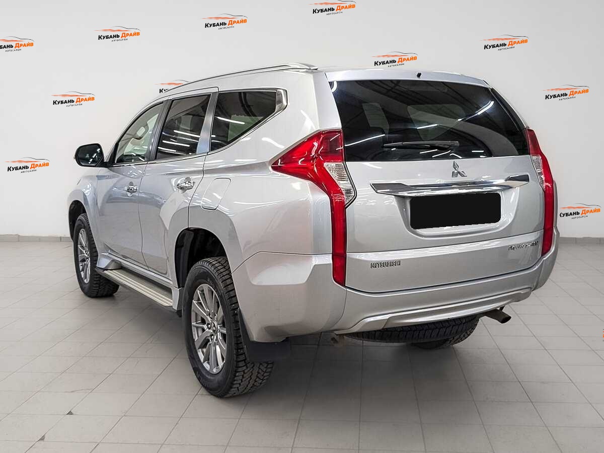 Mitsubishi Pajero Sport 2020 года с пробегом. Фото: #6