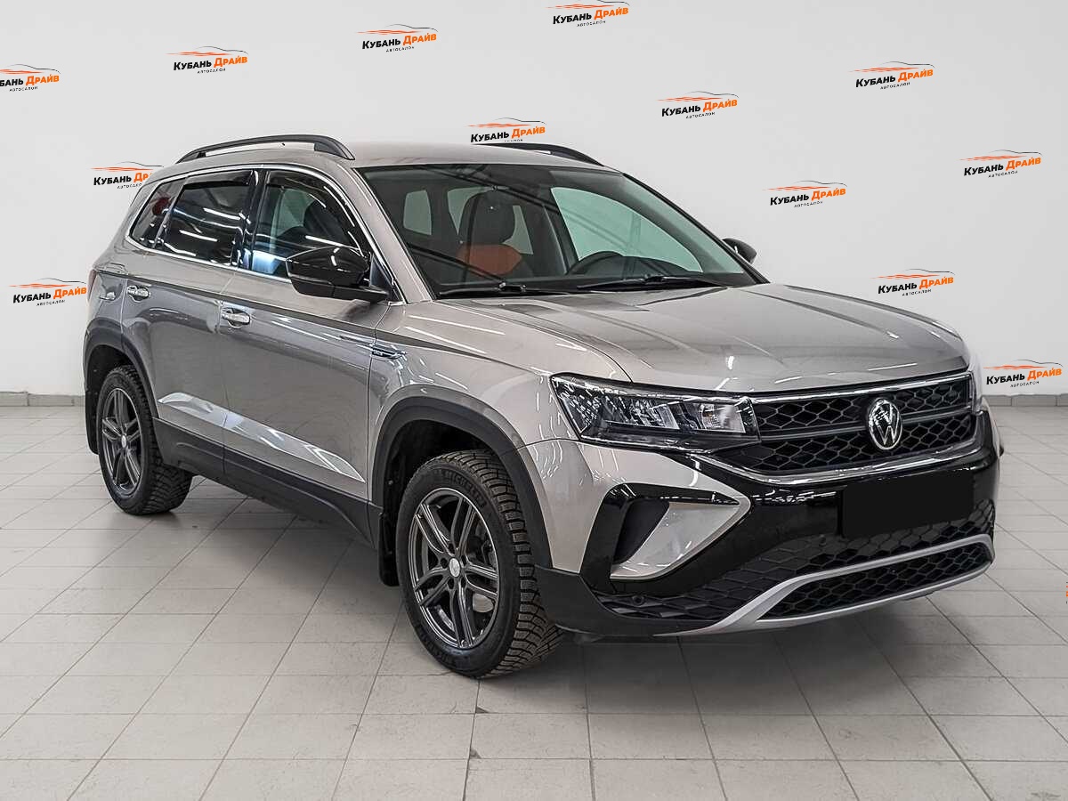 Volkswagen Taos 2021 года с пробегом. Фото: #2