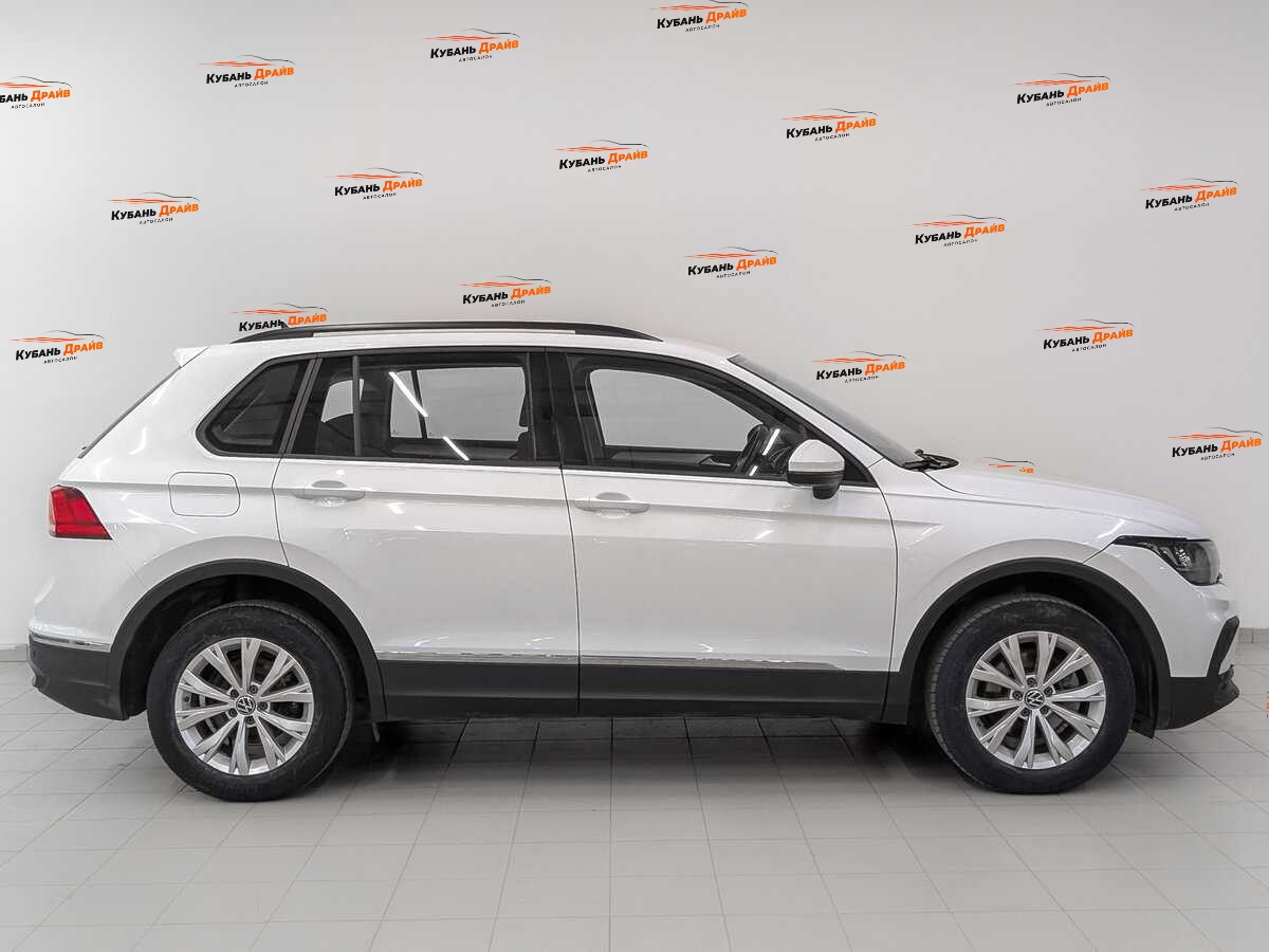 Volkswagen Tiguan 2021 года с пробегом. Фото: #3