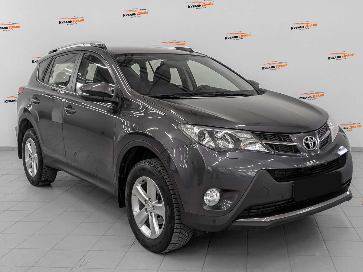 Toyota RAV4 2014 года с пробегом. Фото: #2