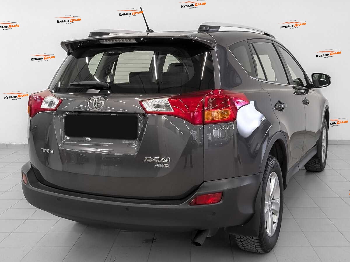 Toyota RAV4 2014 года с пробегом. Фото: #4