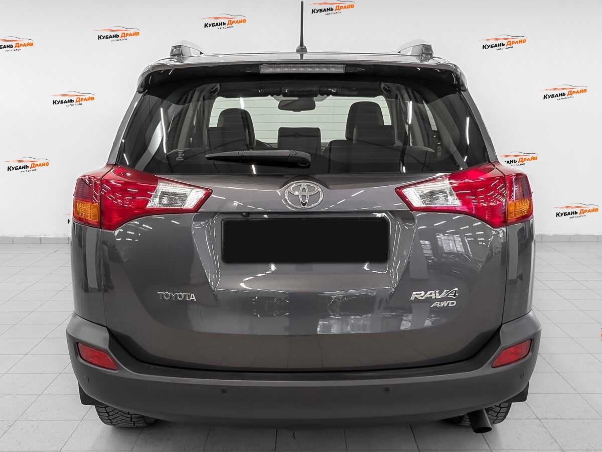 Toyota RAV4 2014 года с пробегом. Фото: #5