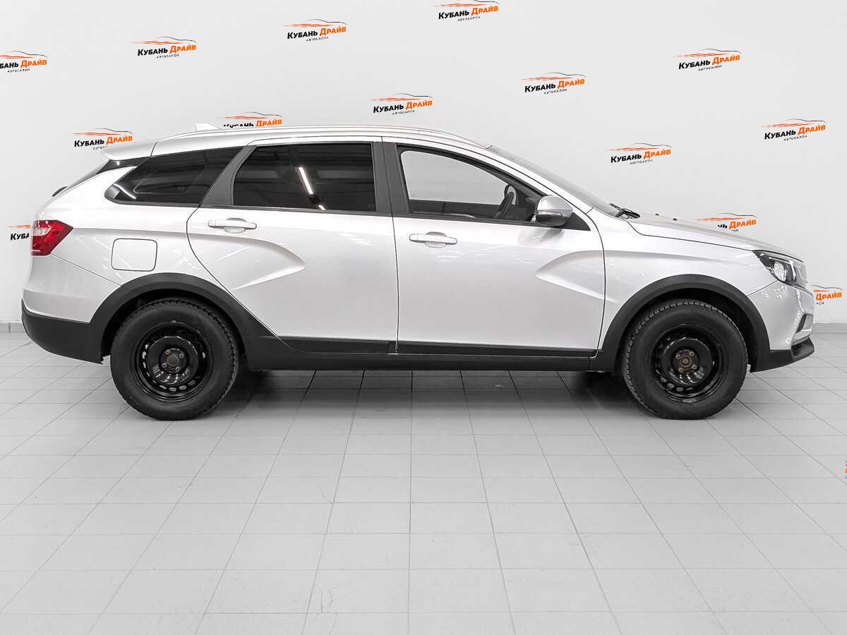 Lada (ВАЗ) Vesta 2019 года с пробегом. Фото: #3