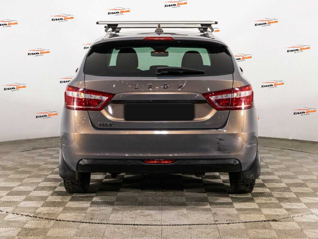 Lada (ВАЗ) Vesta 2018 года с пробегом. Фото: #5