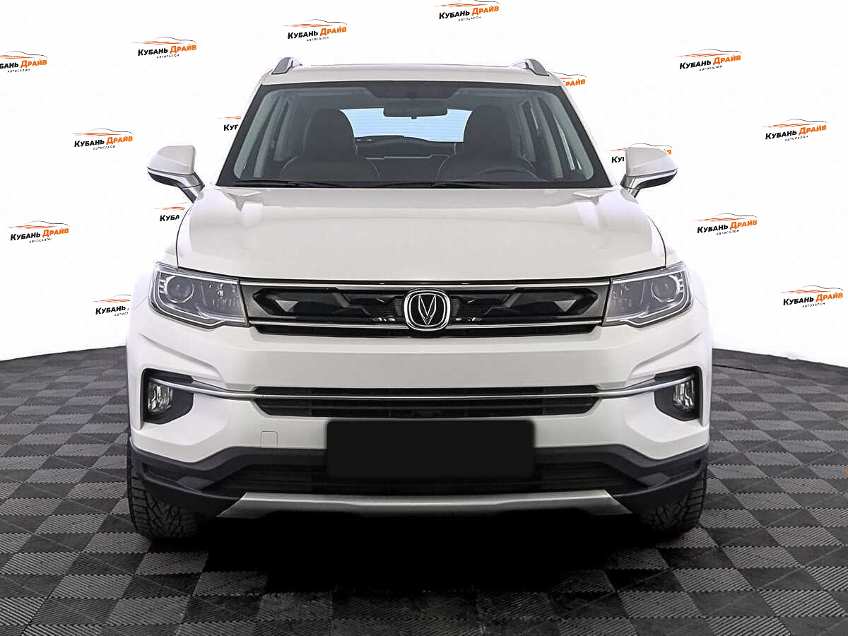 Changan CS35 Plus 2021 года с пробегом. Фото: #1