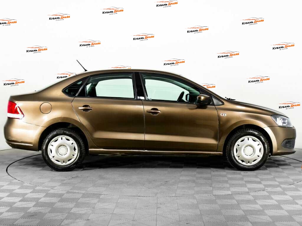 Volkswagen Polo 2015 года с пробегом. Фото: #3