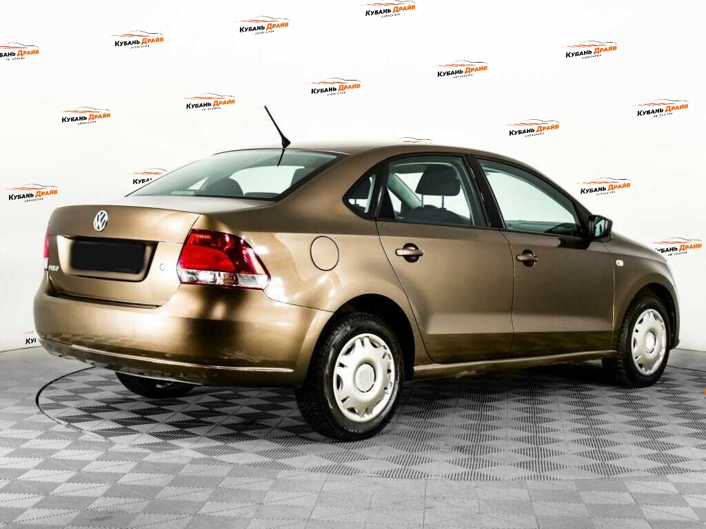 Volkswagen Polo 2015 года с пробегом. Фото: #4