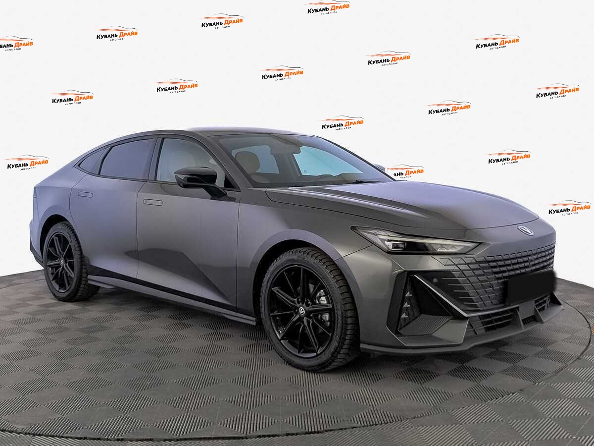 Changan UNI-V 2022 года с пробегом. Фото: #2