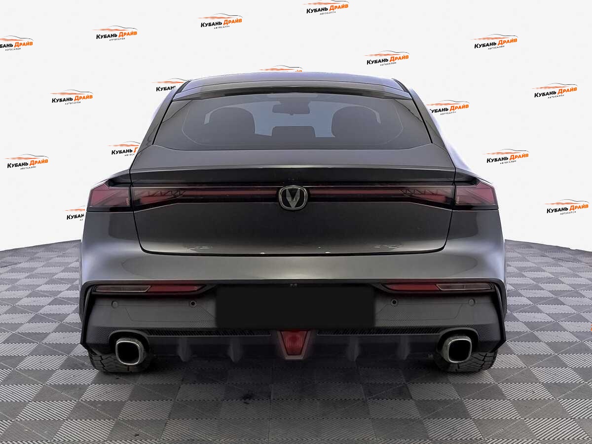 Changan UNI-V 2022 года с пробегом. Фото: #5