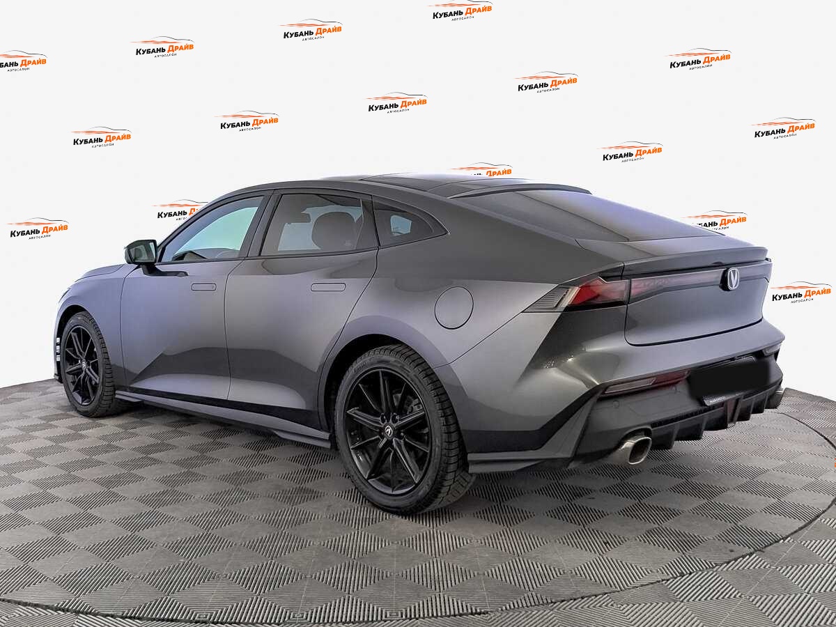 Changan UNI-V 2022 года с пробегом. Фото: #6