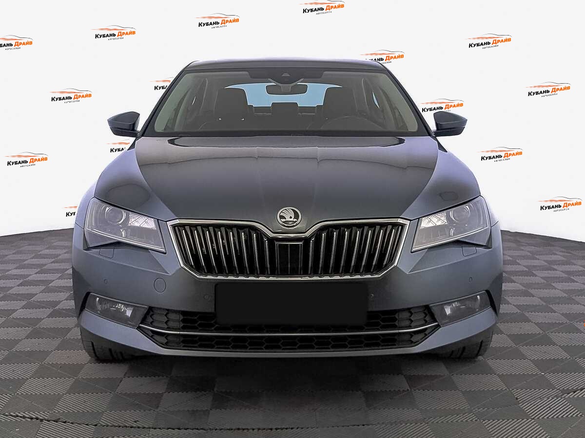 Skoda Superb 2018 года с пробегом. Фото: #1