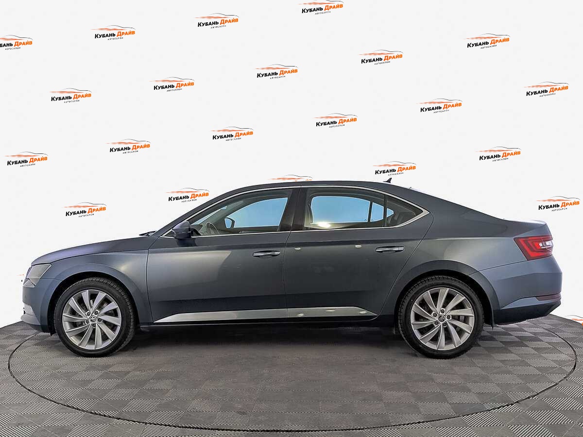 Skoda Superb 2018 года с пробегом. Фото: #7