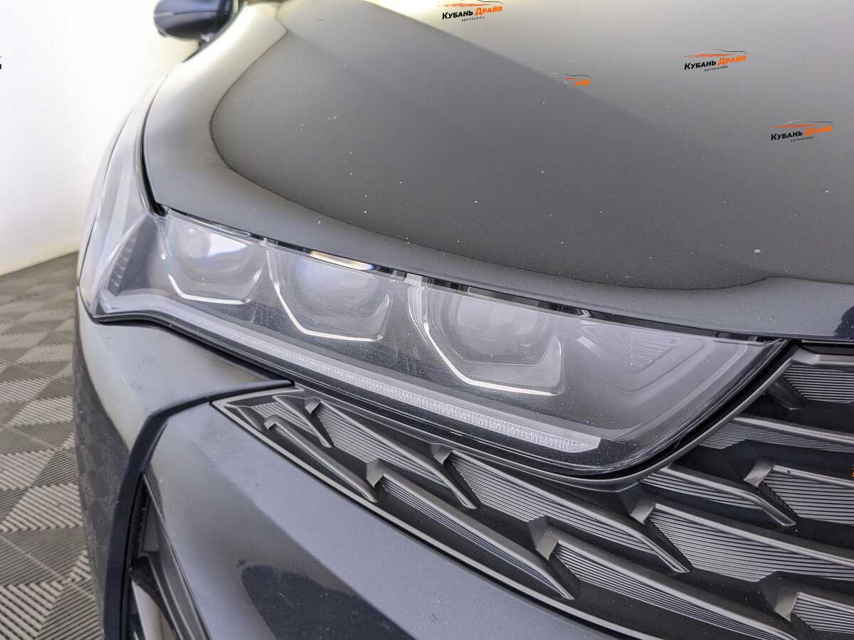 Kia K5 2021 года с пробегом. Фото: #10