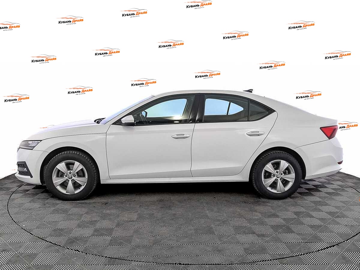 Skoda Octavia 2021 года с пробегом. Фото: #7