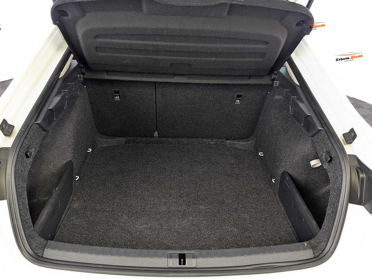 Skoda Octavia 2021 года с пробегом. Фото: #9