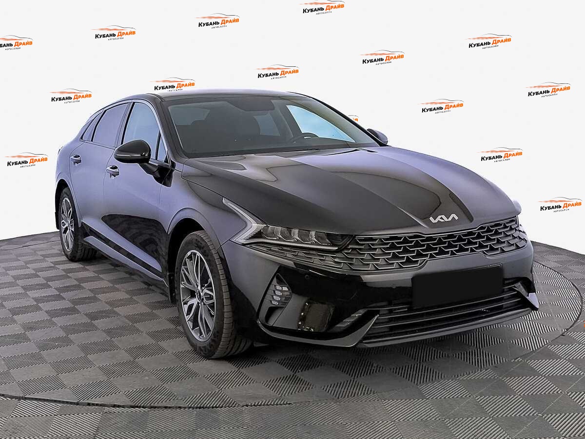 Kia K5 2022 года с пробегом. Фото: #2
