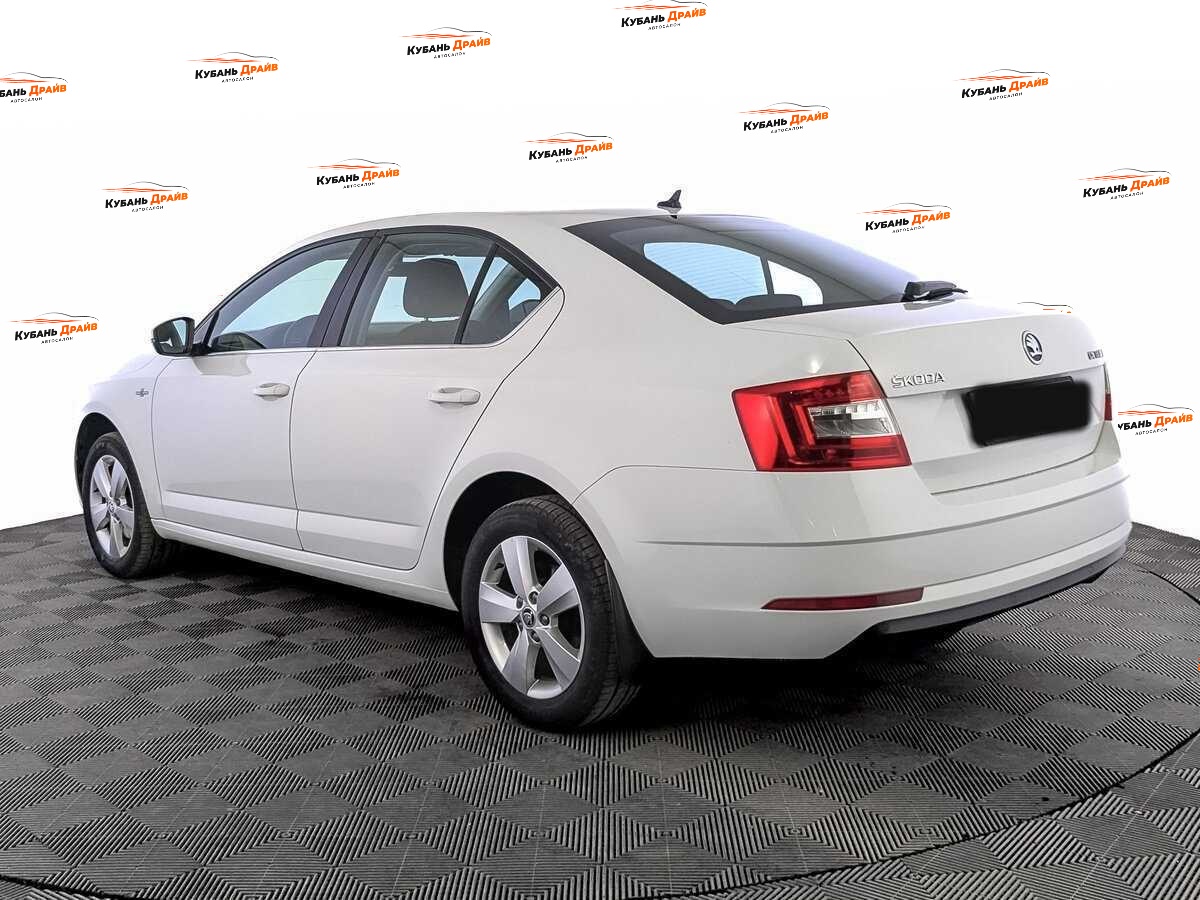 Skoda Octavia 2020 года с пробегом. Фото: #6