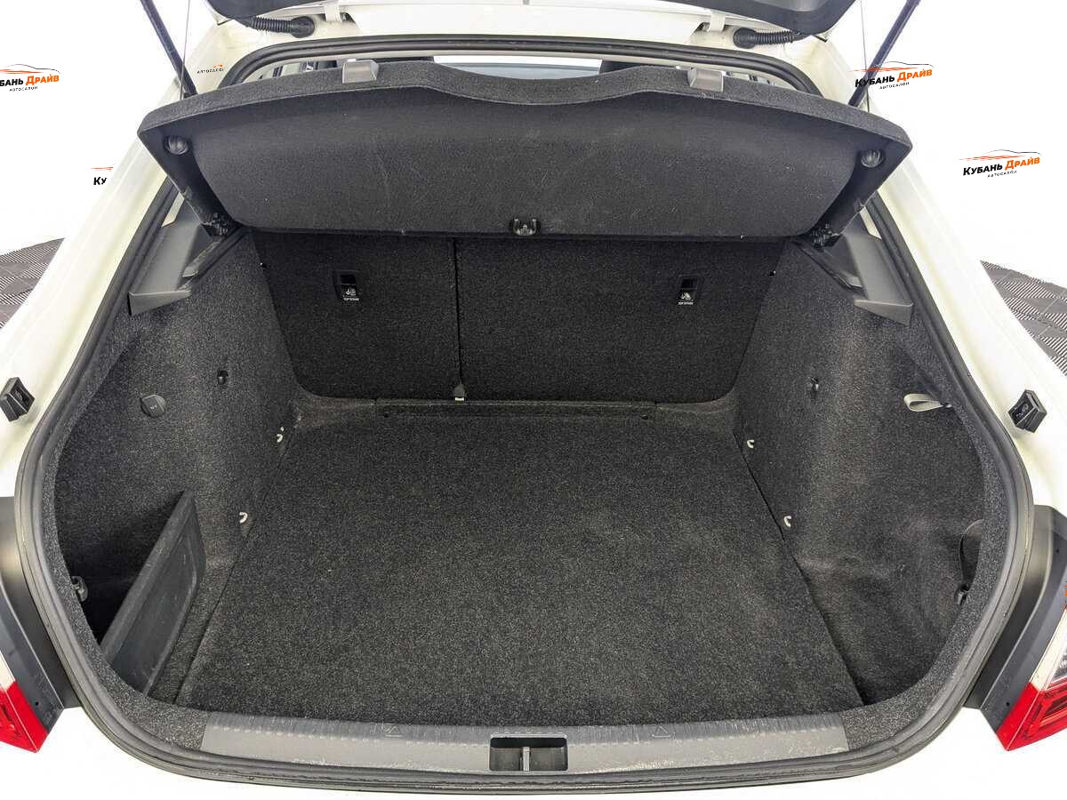 Skoda Octavia 2020 года с пробегом. Фото: #9