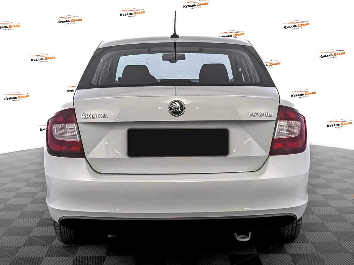 Skoda Rapid 2017 года с пробегом. Фото: #5