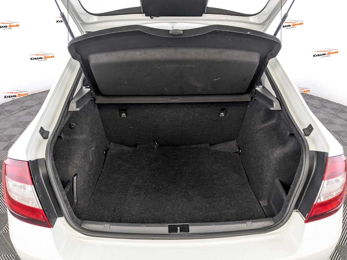 Skoda Rapid 2017 года с пробегом. Фото: #9