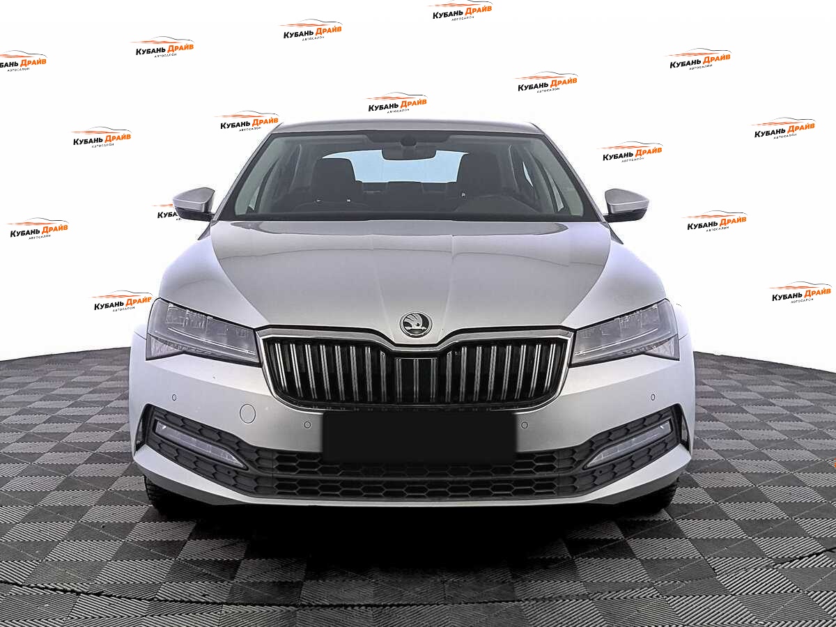 Skoda Superb 2021 года с пробегом. Фото: #1