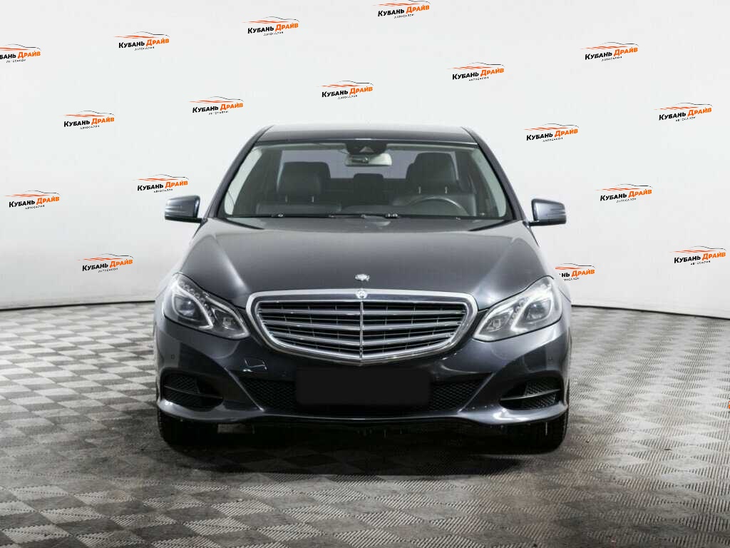 Mercedes-Benz E-Класс 2014 года с пробегом. Фото: #1