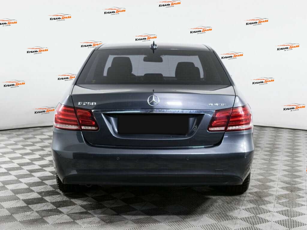 Mercedes-Benz E-Класс 2014 года с пробегом. Фото: #4