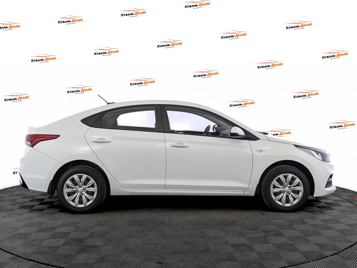 Hyundai Solaris 2017 года с пробегом. Фото: #3