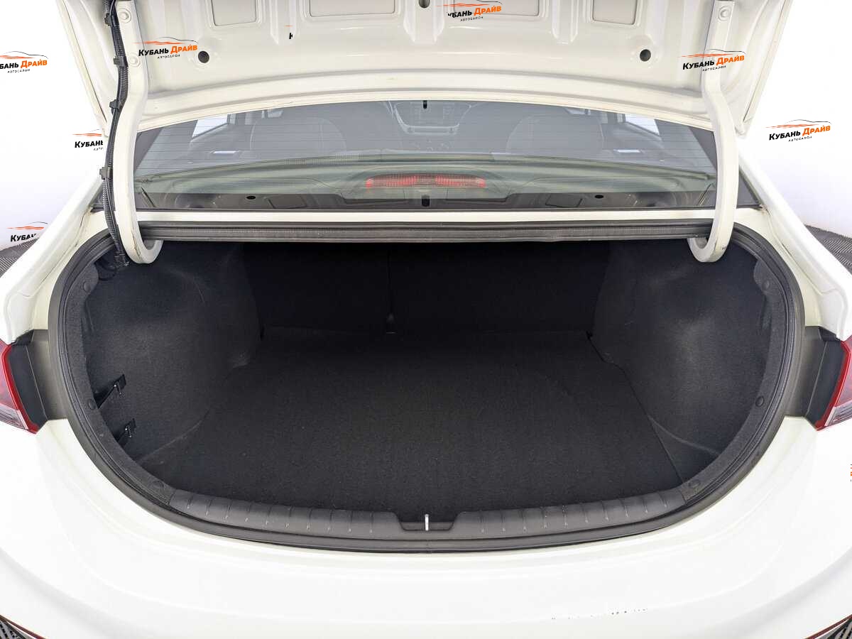 Hyundai Solaris 2017 года с пробегом. Фото: #9