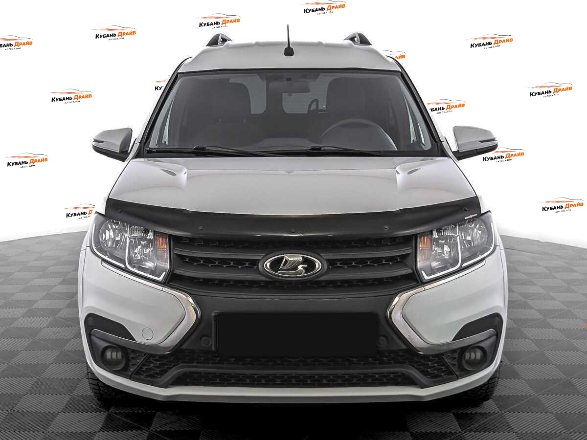 Lada (ВАЗ) Largus 2021 года с пробегом. Фото: #1