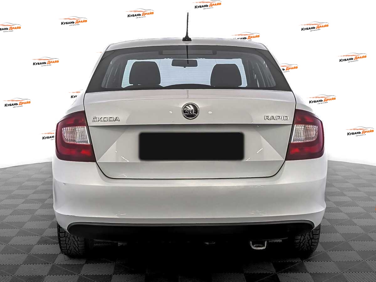 Skoda Rapid 2017 года с пробегом. Фото: #5
