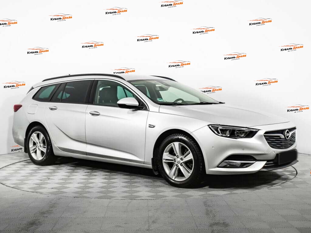 Opel Insignia 2018 года с пробегом. Фото: #2