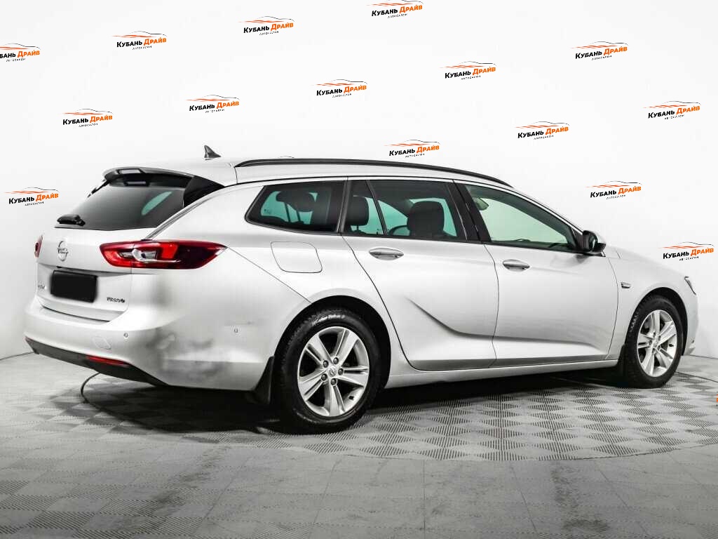 Opel Insignia 2018 года с пробегом. Фото: #4