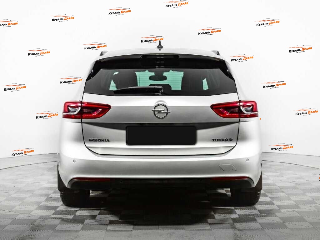 Opel Insignia 2018 года с пробегом. Фото: #5