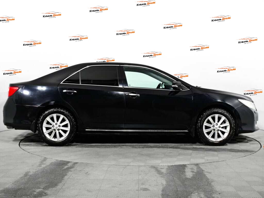 Toyota Camry 2014 года с пробегом. Фото: #3