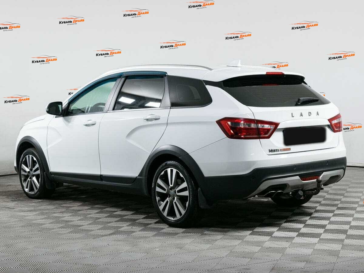 Lada (ВАЗ) Vesta 2018 года с пробегом. Фото: #5