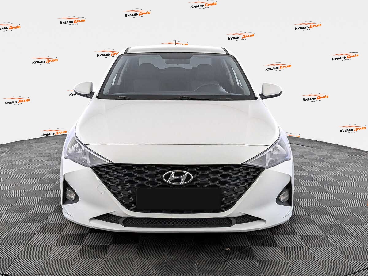 Hyundai Solaris 2020 года с пробегом. Фото: #1