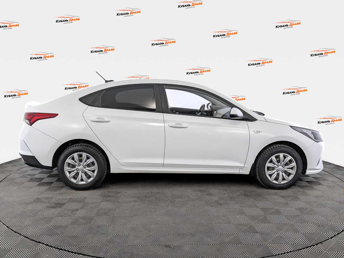 Hyundai Solaris 2020 года с пробегом. Фото: #3