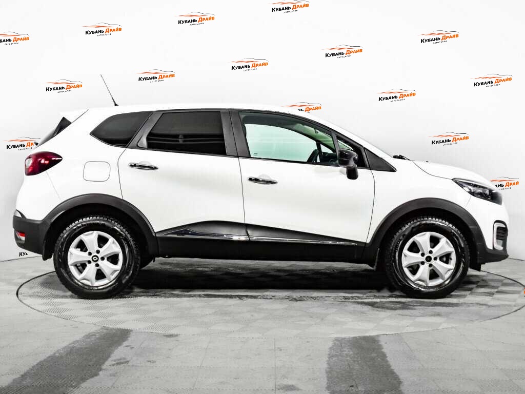 Renault Kaptur 2017 года с пробегом. Фото: #3