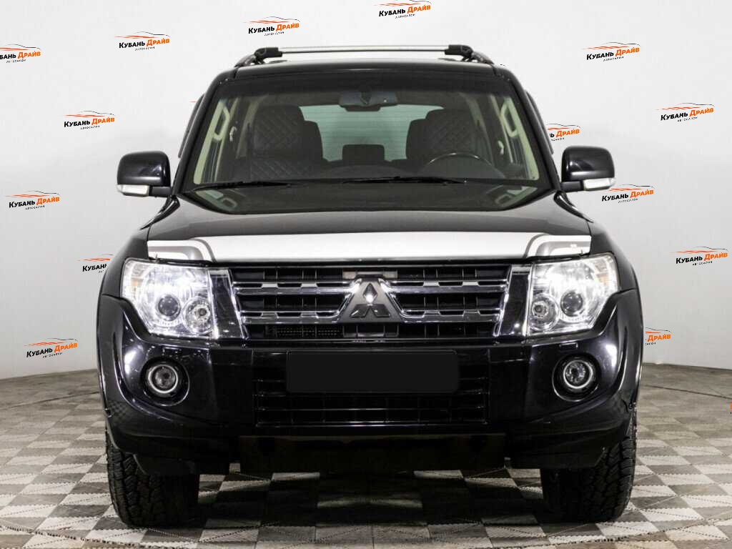 Mitsubishi Pajero 2013 года с пробегом. Фото: #2