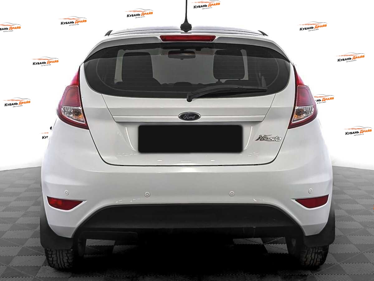 Ford Fiesta 2017 года с пробегом. Фото: #5